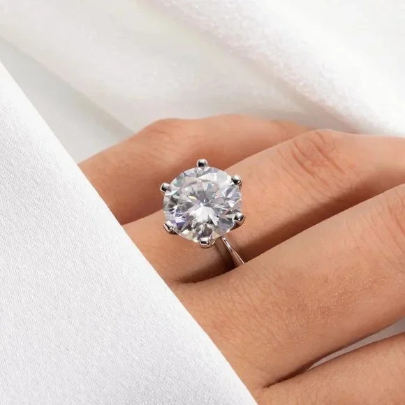 Certified 5ct. t.w. Diamond Moissanite Round Solitaire Engagement Ring NEW